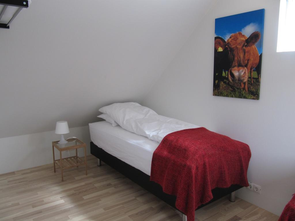 Grand-Inn Bar And Bed Saudarkrokur Kamer foto